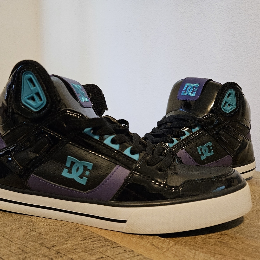 DC black purple and turquoise